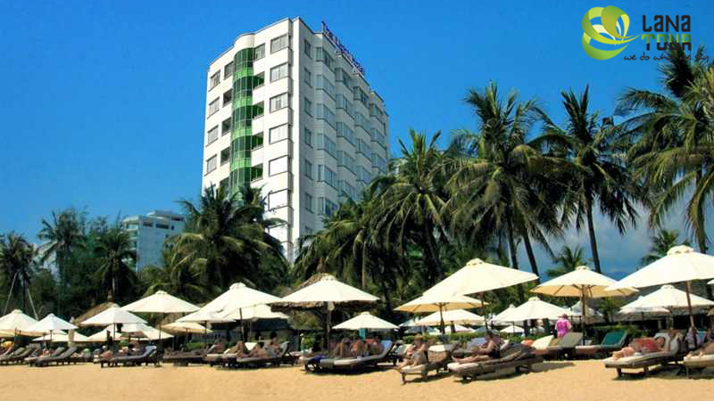 THE LIGHT HOTEL 3*